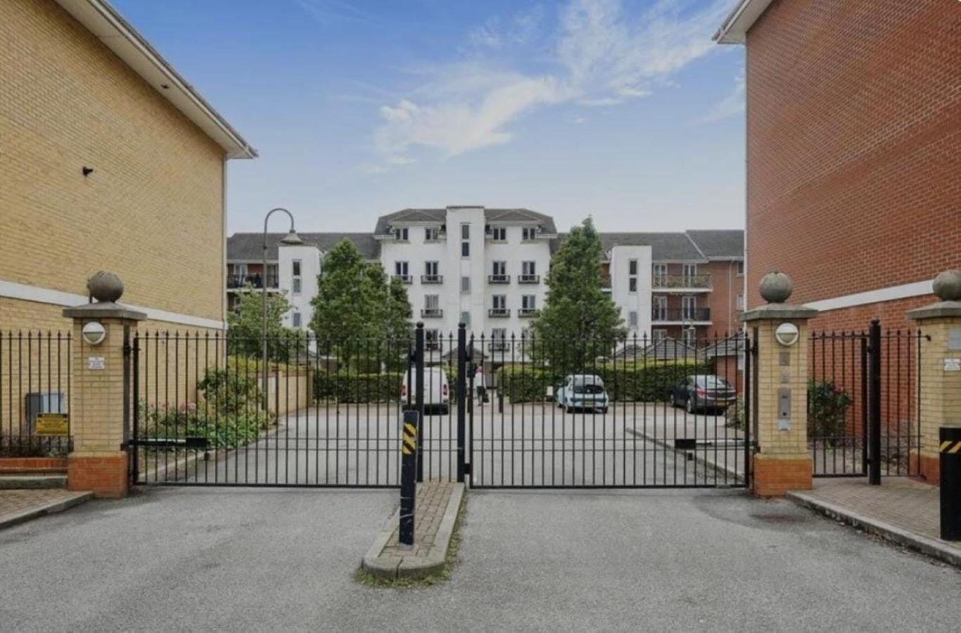 Appartement Modern In Greenwich Borough Next To Station