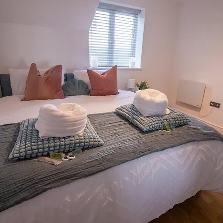 Modern Apartment In Greenwich Borough Next To Station Abbey Wood Exterior photo
