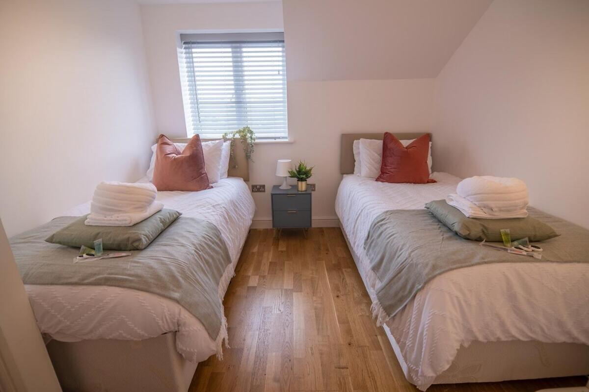 Modern In Greenwich Borough Next To Station Apartment Abbey Wood