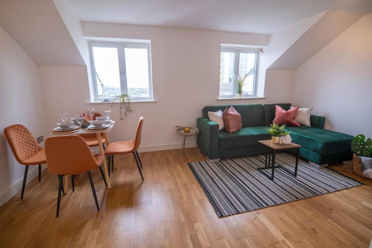 Apartment Modern In Greenwich Borough Next To Station